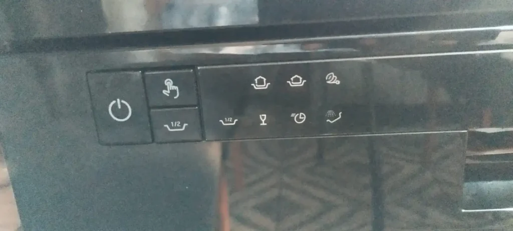 Painel frontal da lava-louças Lava-louças Midea 14 Serviços DWA14P1/DWA14P2 preta